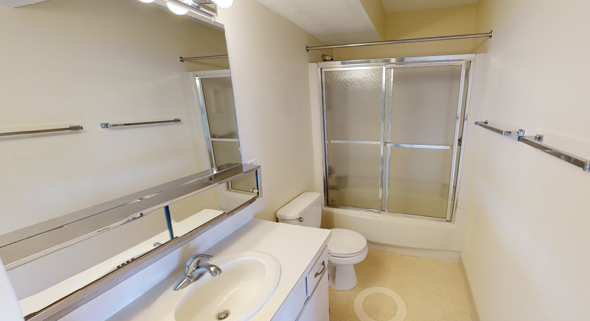 2 bed, 2 bath apartment for rent at 1731 Beacon St Unit 910, Washington Square — photo 9 of 12