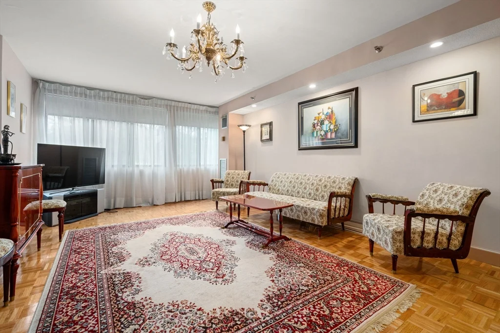 1 bed, 1 bath apartment for rent at 1731 Beacon Unit 221, Brookline — photo 7 of 27