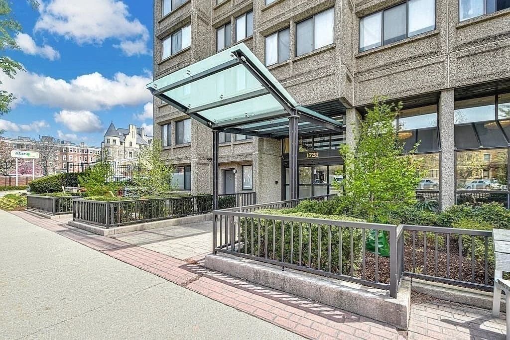1 bed, 1 bath apartment for rent at 1731 Beacon Unit 521, Beaconsfield — photo 15 of 31