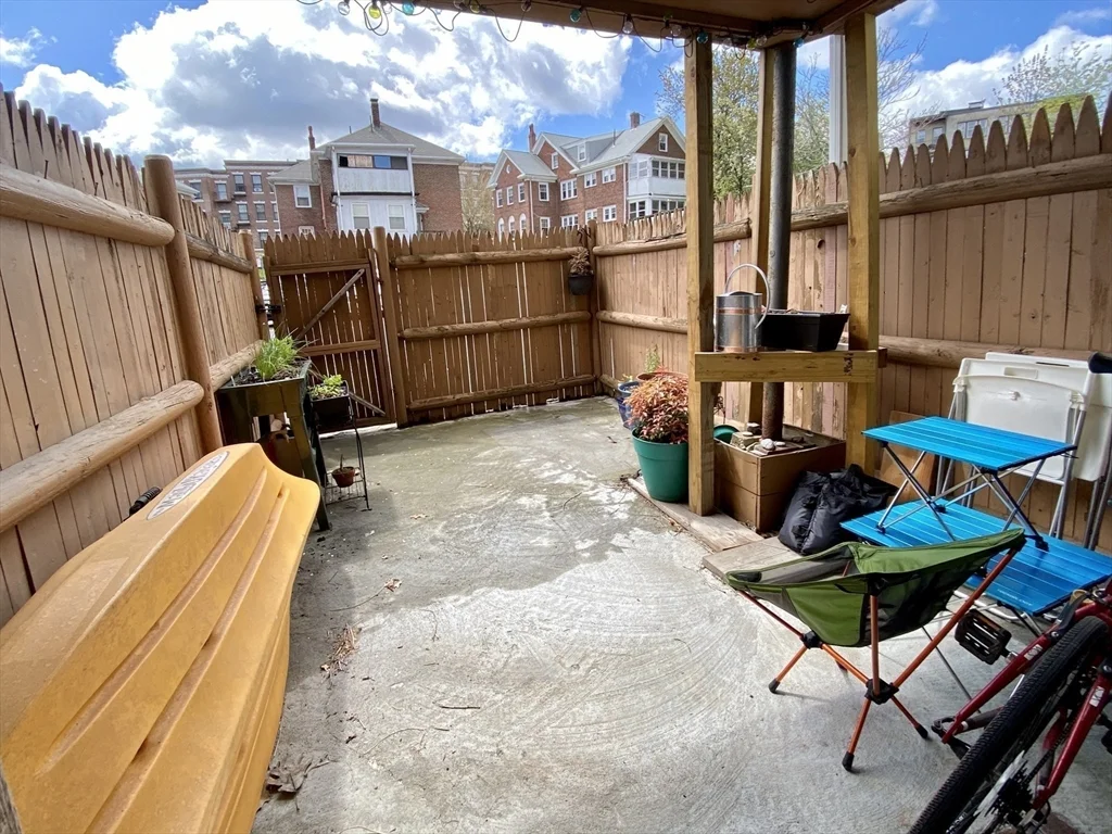 2 bed, 1 bath apartment for rent at 1734 Commonwealth Ave Unit 2, Brighton — photo 11 of 11