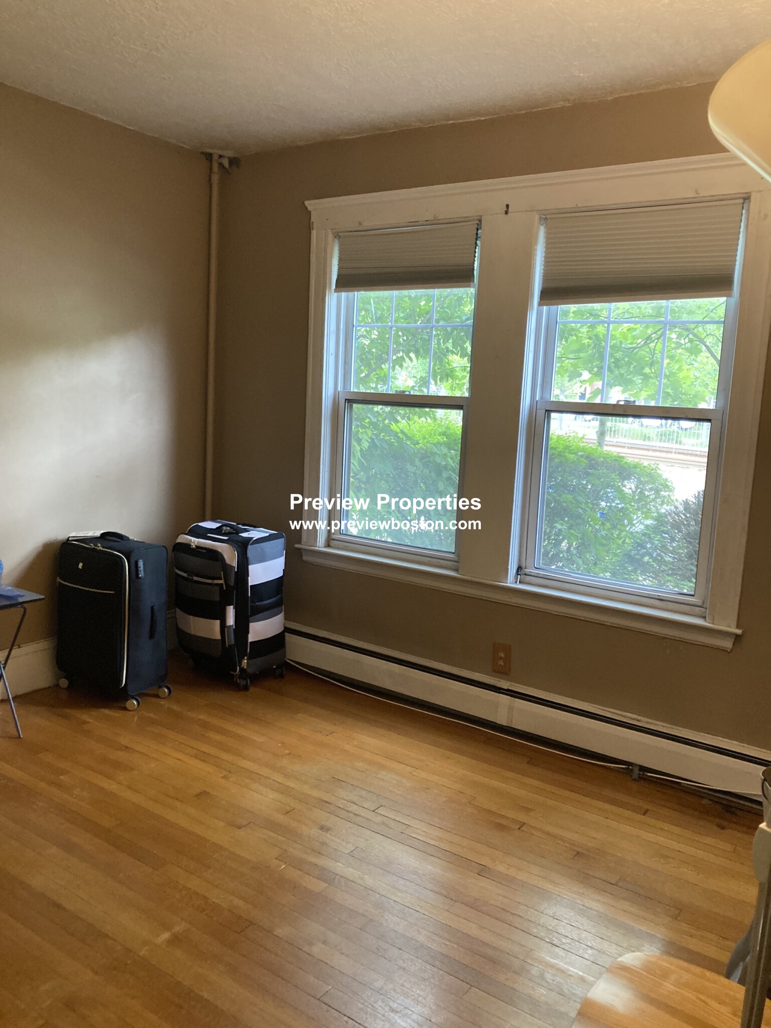 2 bed, 1 bath apartment for rent at 1734 Commonwealth Ave Unit 4, Brighton — photo 5 of 27