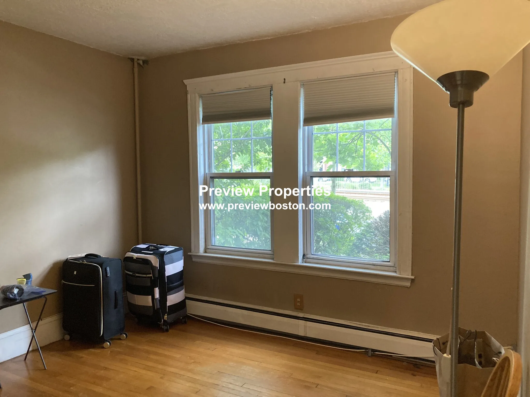 2 bed, 1 bath apartment for rent at 1734 Commonwealth Ave Unit 4P, Brighton — photo 4 of 27