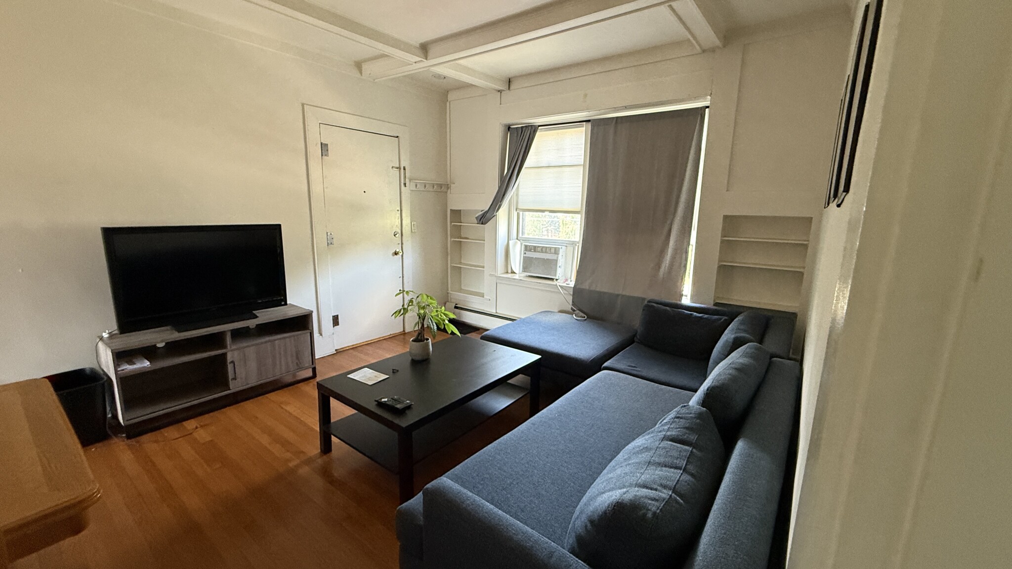 2 bed, 1 bath apartment for rent at 1734 Commonwealth Ave Unit 7, Brighton — photo 4 of 33