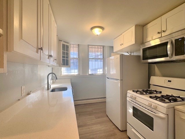 2 bed, 1 bath apartment for rent at 1736 Commonwealth Ave Unit A, Brighton — photo 4 of 8