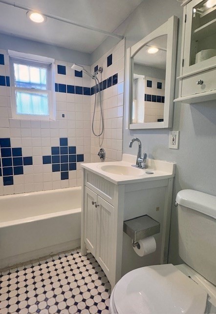 2 bed, 1 bath apartment for rent at 1736 Commonwealth Ave Unit A, Brighton — photo 7 of 8
