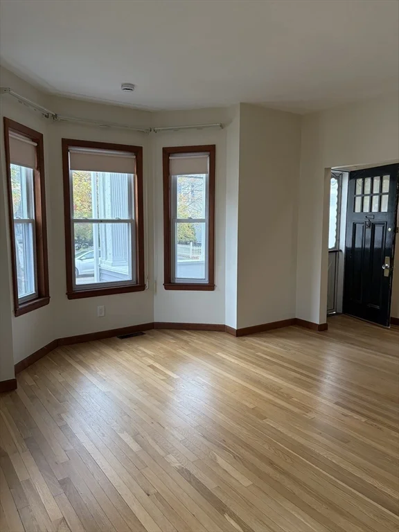 2 bed, 1 bath apartment for rent at 174 Adams St Unit 1, Waltham — photo 20 of 28