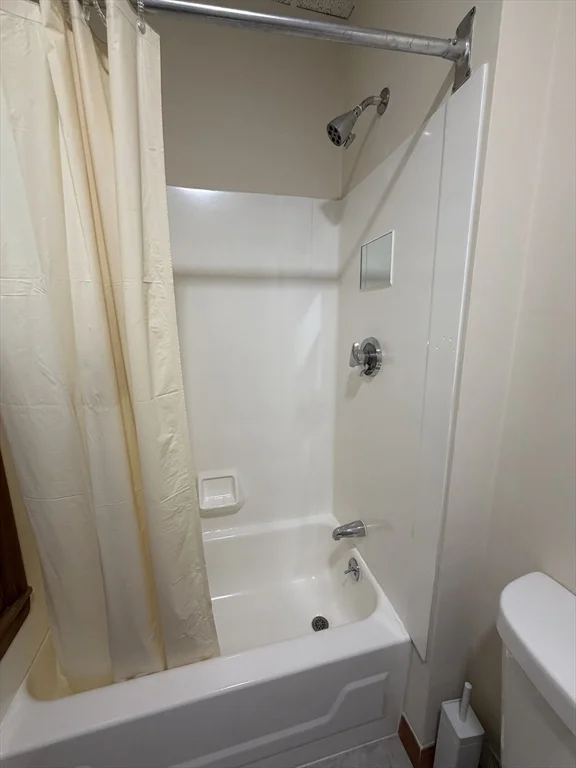 2 bed, 1 bath apartment for rent at 174 Adams St Unit 1, Waltham — photo 24 of 28