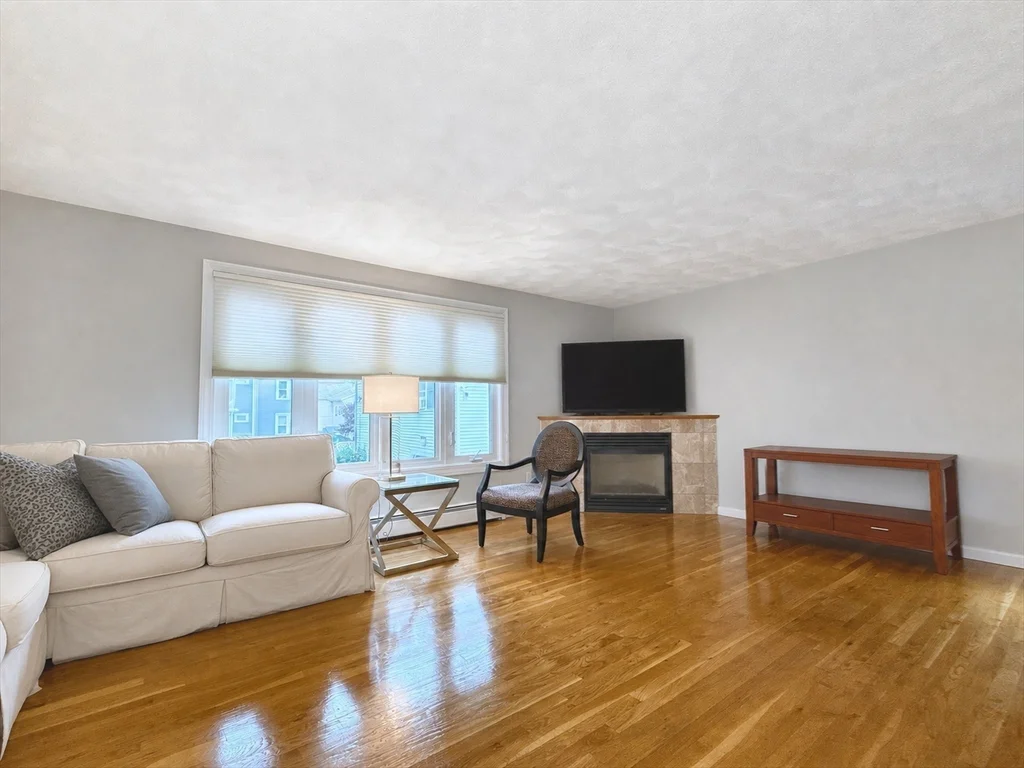 2 bed, 2 bath apartment for rent at 174 Adams St Unit 6, Nonantum — photo 9 of 36