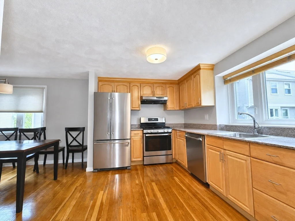 2 bed, 2 bath apartment for rent at 174 Adams St Unit 6, Nonantum — photo 10 of 36
