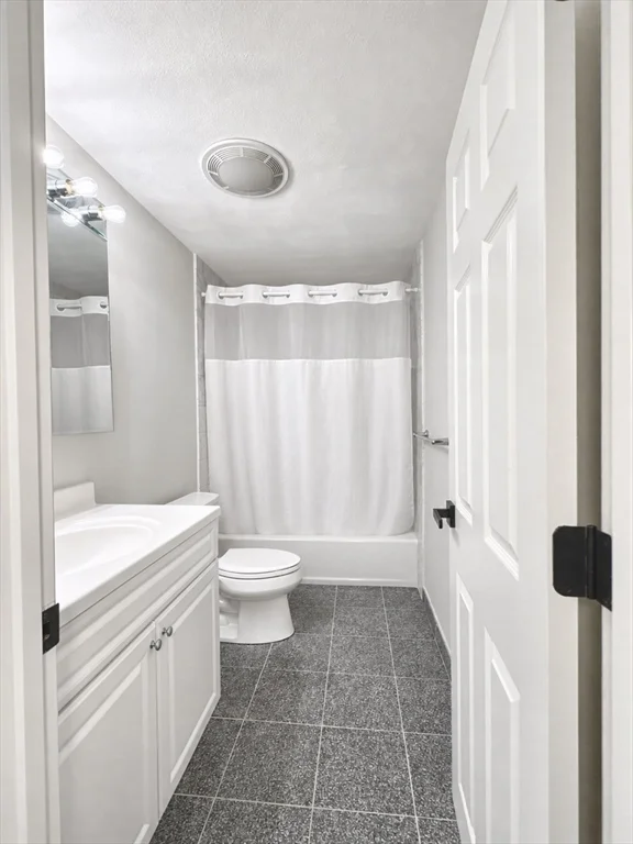 2 bed, 2 bath apartment for rent at 174 Adams St Unit 6, Nonantum — photo 20 of 36