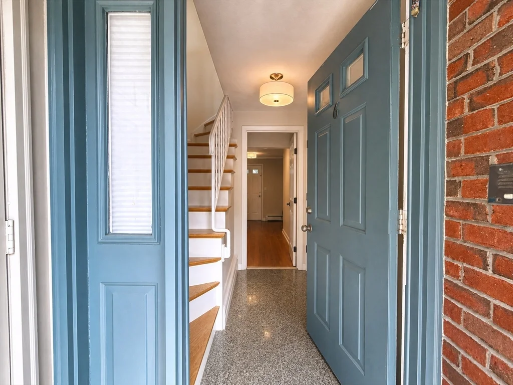 2 bed, 2 bath apartment for rent at 174 Adams St Unit 6, Nonantum