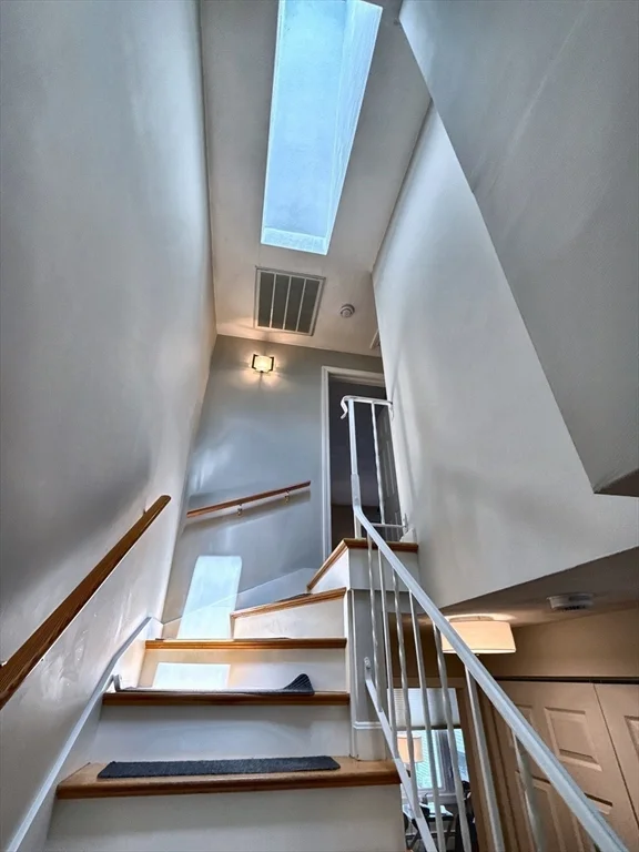 2 bed, 2 bath apartment for rent at 174 Adams St Unit 6, Nonantum — photo 14 of 36
