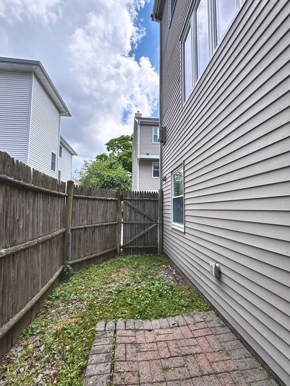 2 bed, 2 bath apartment for rent at 174 Adams St Unit 6, Nonantum — photo 34 of 36