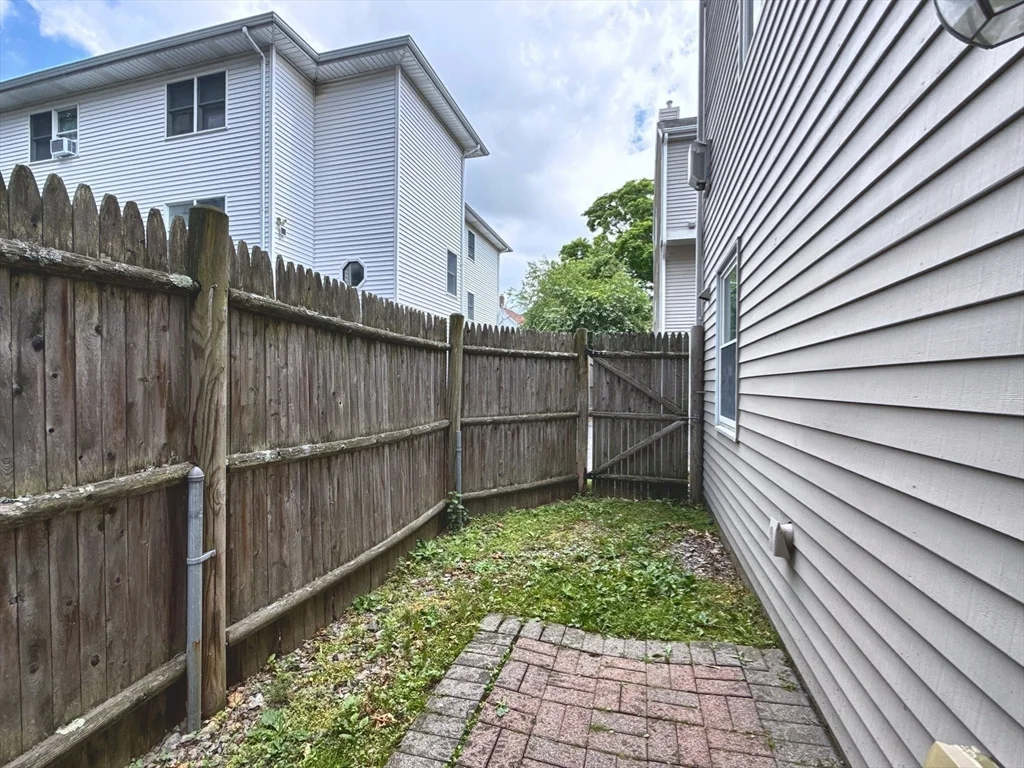 2 bed, 2 bath apartment for rent at 174 Adams St Unit 6, Nonantum — photo 36 of 36