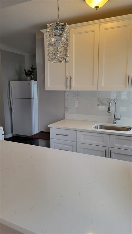1 bed, 1 bath apartment for rent at 174 Bellingham Ave Unit 1R, Revere — photo 2 of 21