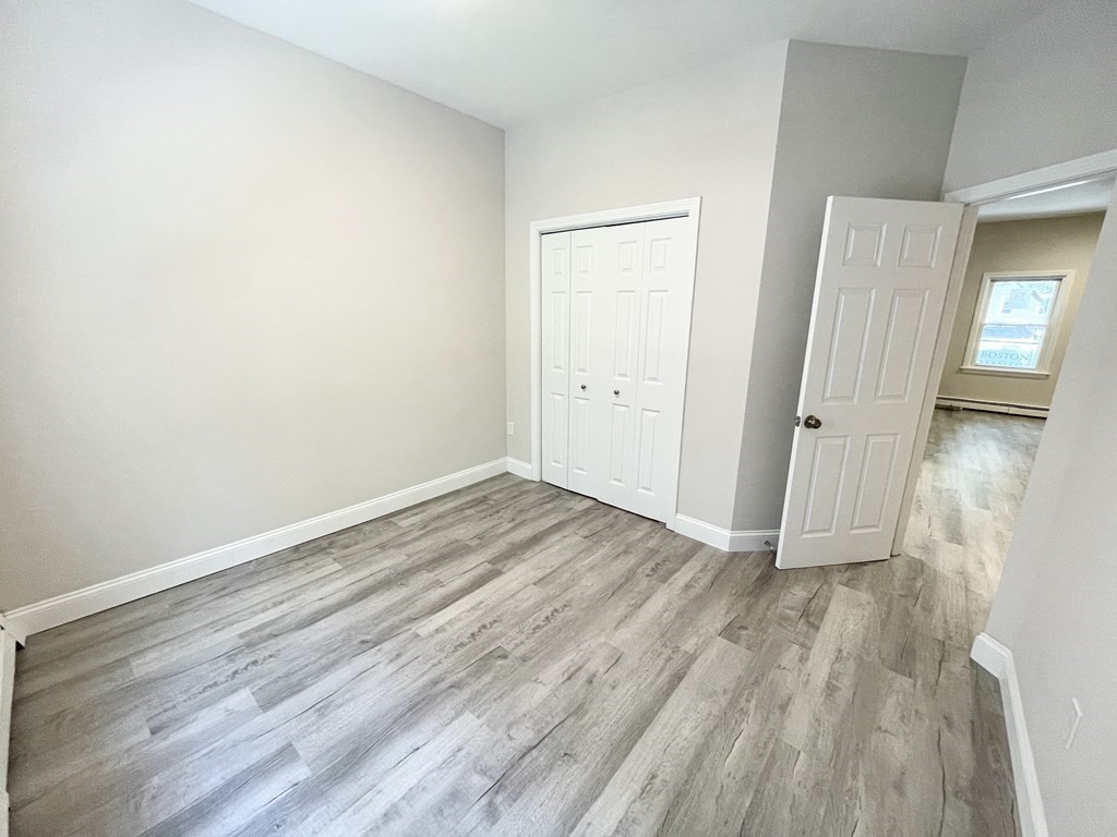 4 bed, 2 bath apartment for rent at 174 Bolton St Unit 1, Boston — photo 9 of 18