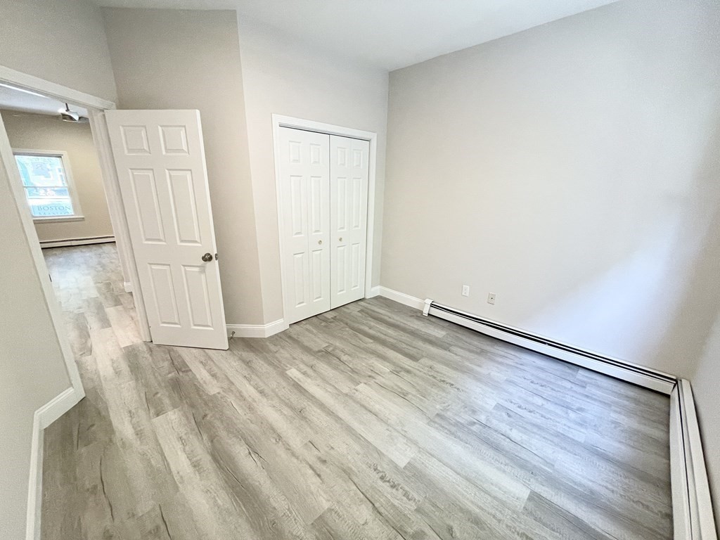 4 bed, 2 bath apartment for rent at 174 Bolton St Unit 1, Boston — photo 6 of 18