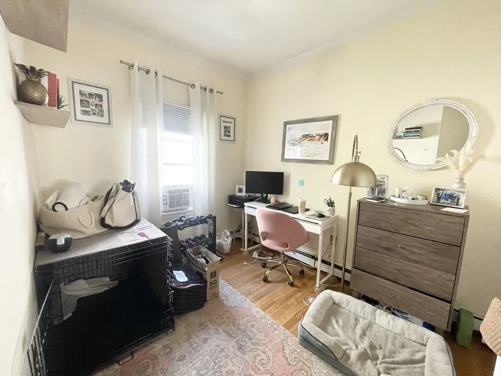 2 bed, 1 bath apartment for rent at 174 Bolton St Unit 2, Boston — photo 8 of 10
