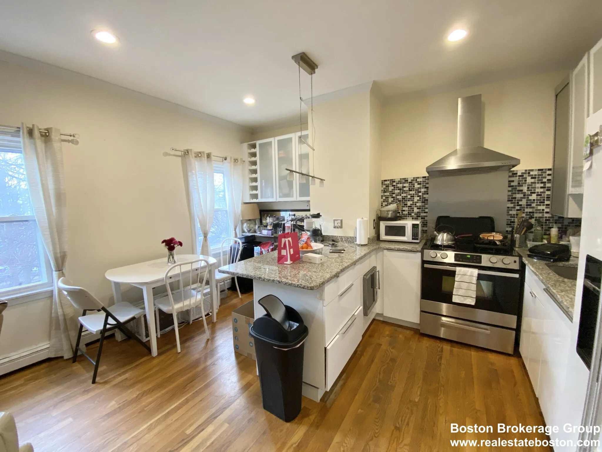 2 bed, 1 bath apartment for rent at 174 Bolton St Unit 3, South Boston — photo 1 of 7