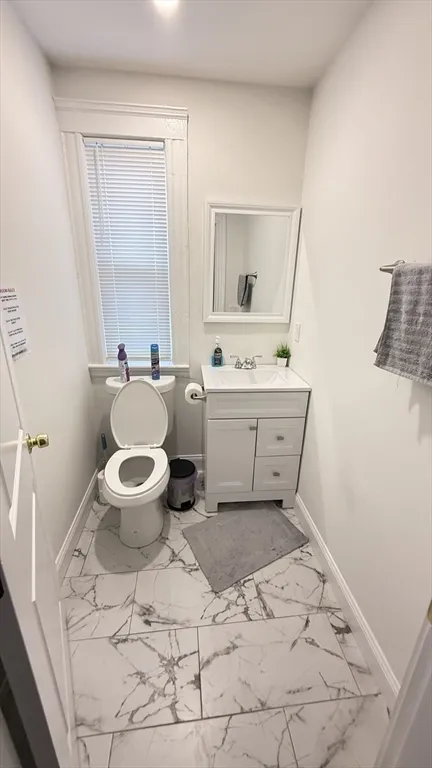 3 bed, 1 bath apartment for rent at 174 Boston Unit 1, South Boston — photo 2 of 8