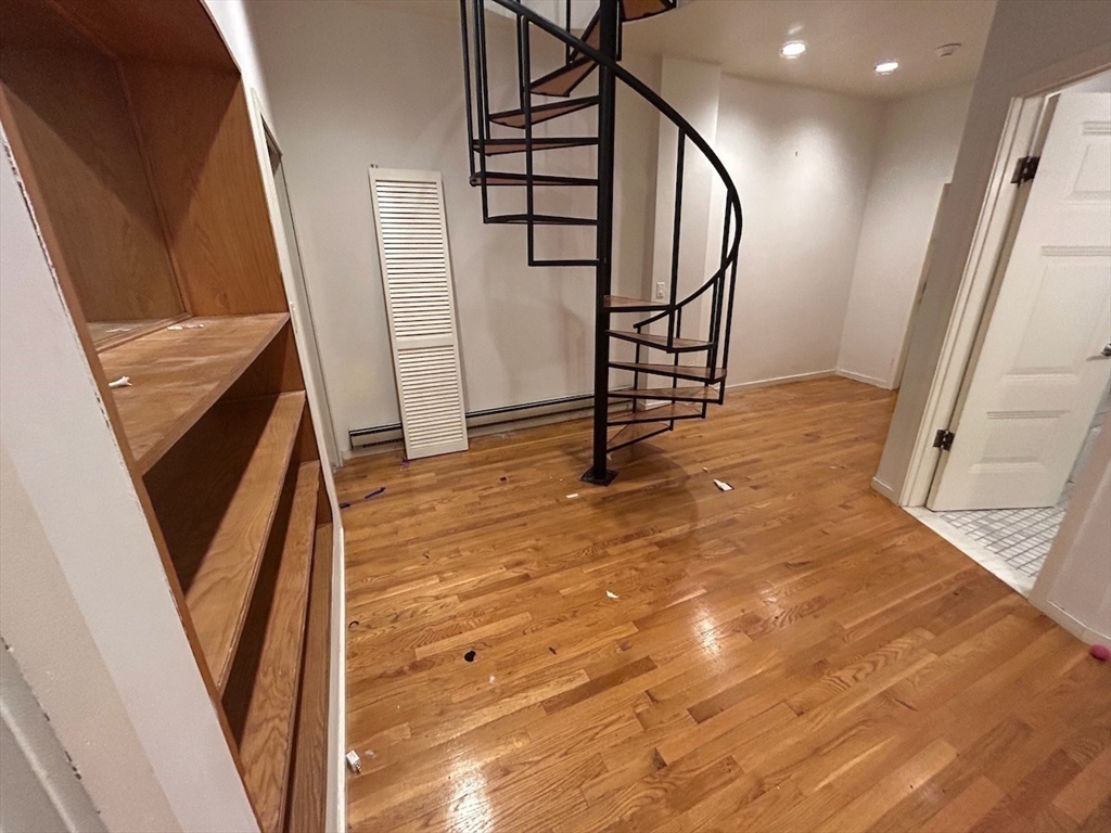 1 bed, 1.5 bath apartment for rent at 174 Commonwealth Ave Unit 1, Back Bay — photo 11 of 19