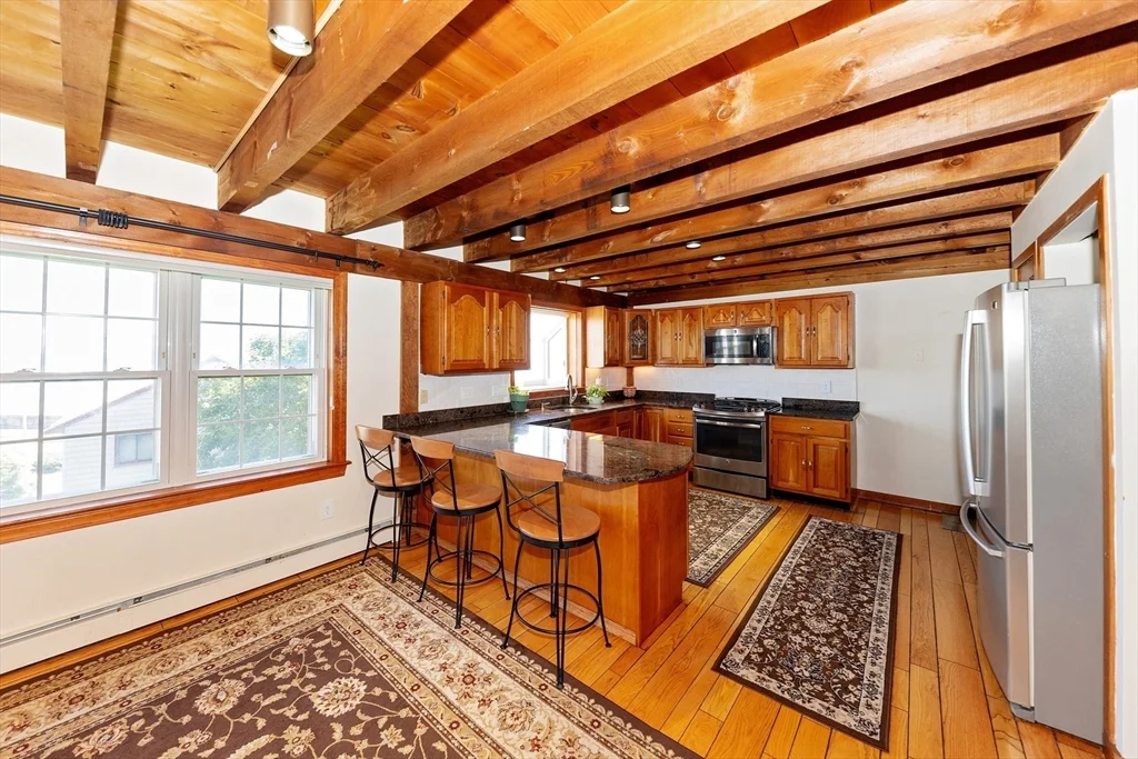 3 bed, 2 bath apartment for rent at 174 Endicott Ave, Beachmont — photo 4 of 20