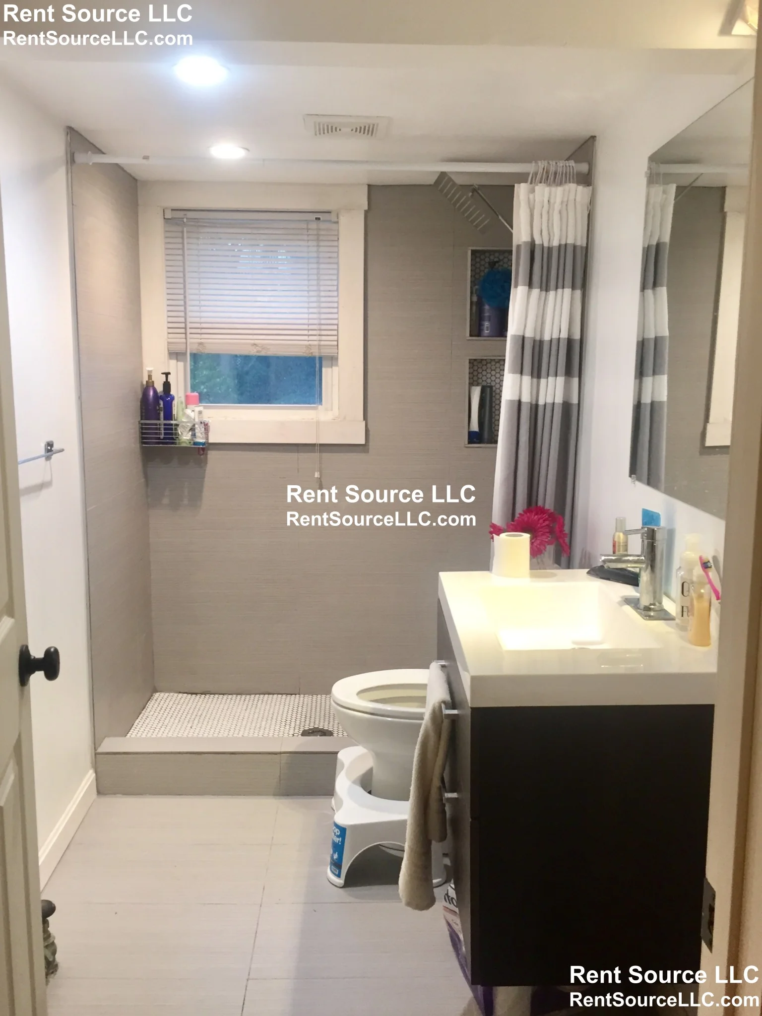 3 bed, 1 bath apartment for rent at 174 Mountain Ave Unit 4, Malden — photo 6 of 22
