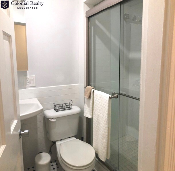 1 bed, 1 bath apartment for rent at 174 Newbury St Unit 1F, Back Bay — photo 5 of 10