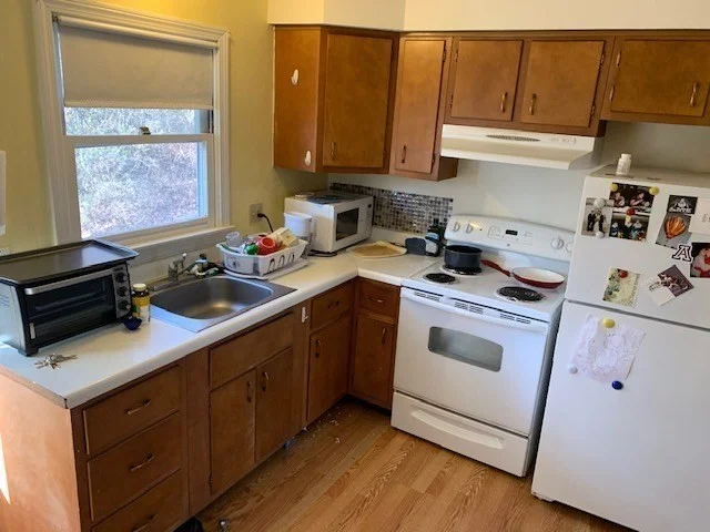 1 bed, 1 bath apartment for rent at 174 North Whitney St Unit 2, Amherst — photo 2 of 6