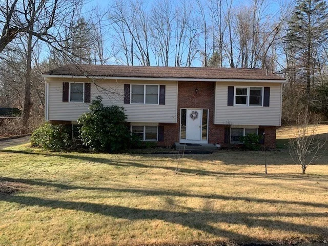 1 bed, 1 bath apartment for rent at 174 North Whitney St Unit 2, Amherst — photo 1 of 6