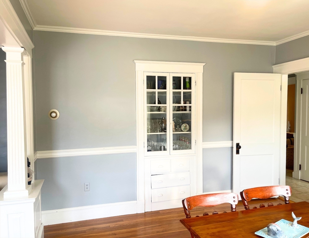 2 bed, 1 bath apartment for rent at 174 Ocean Ave West Unit 2, Salem — photo 4 of 26