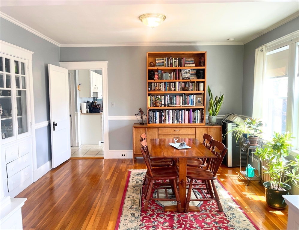 2 bed, 1 bath apartment for rent at 174 Ocean Ave West Unit 2, Salem — photo 1 of 26
