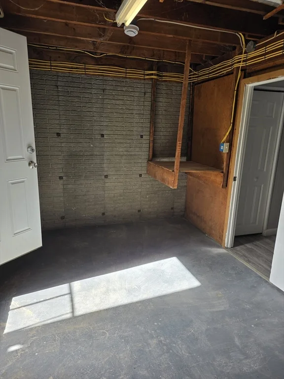 2 bed, 1 bath apartment for rent at 174 Pine St Unit 1, Holbrook — photo 18 of 18