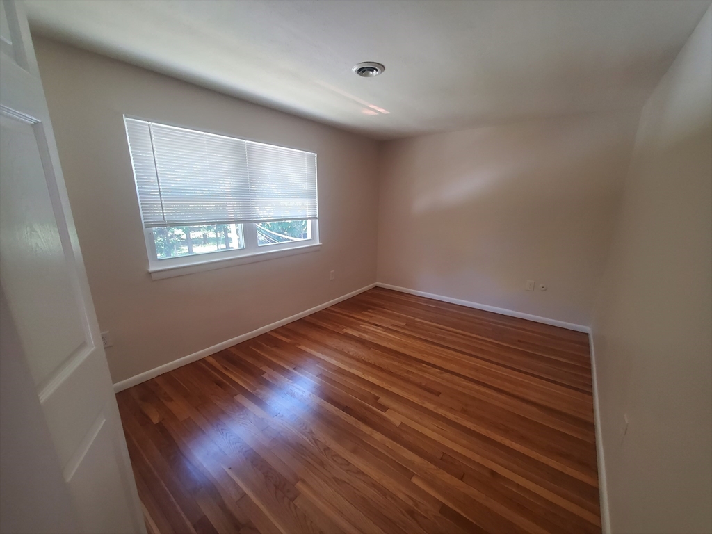 2 bed, 1 bath apartment for rent at 174 Pine St Unit 27, Holbrook — photo 9 of 18