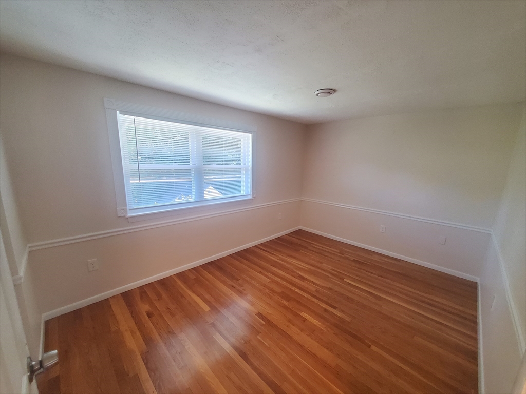 2 bed, 1 bath apartment for rent at 174 Pine St Unit 7, Holbrook — photo 9 of 22