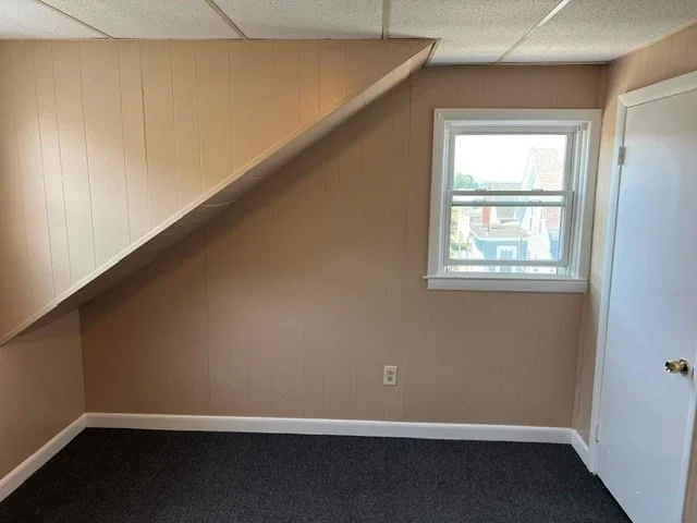 2 bed, 1 bath apartment for rent at 174 Ridge St Unit 3, Fall River — photo 4 of 9