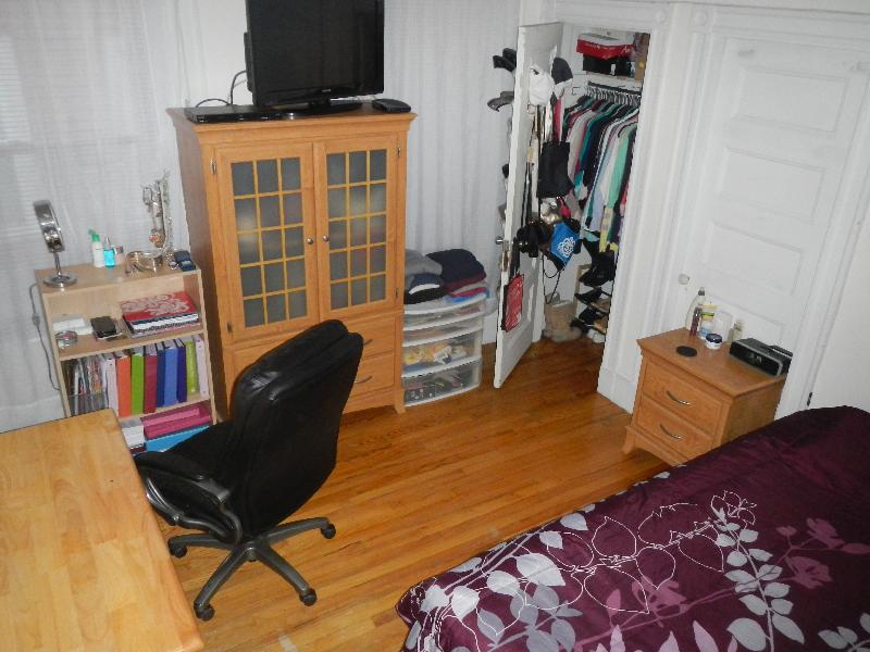 4 bed, 2 bath apartment for rent at 174 Saint Alphonsus St Unit 1, Mission Hill — photo 2 of 5