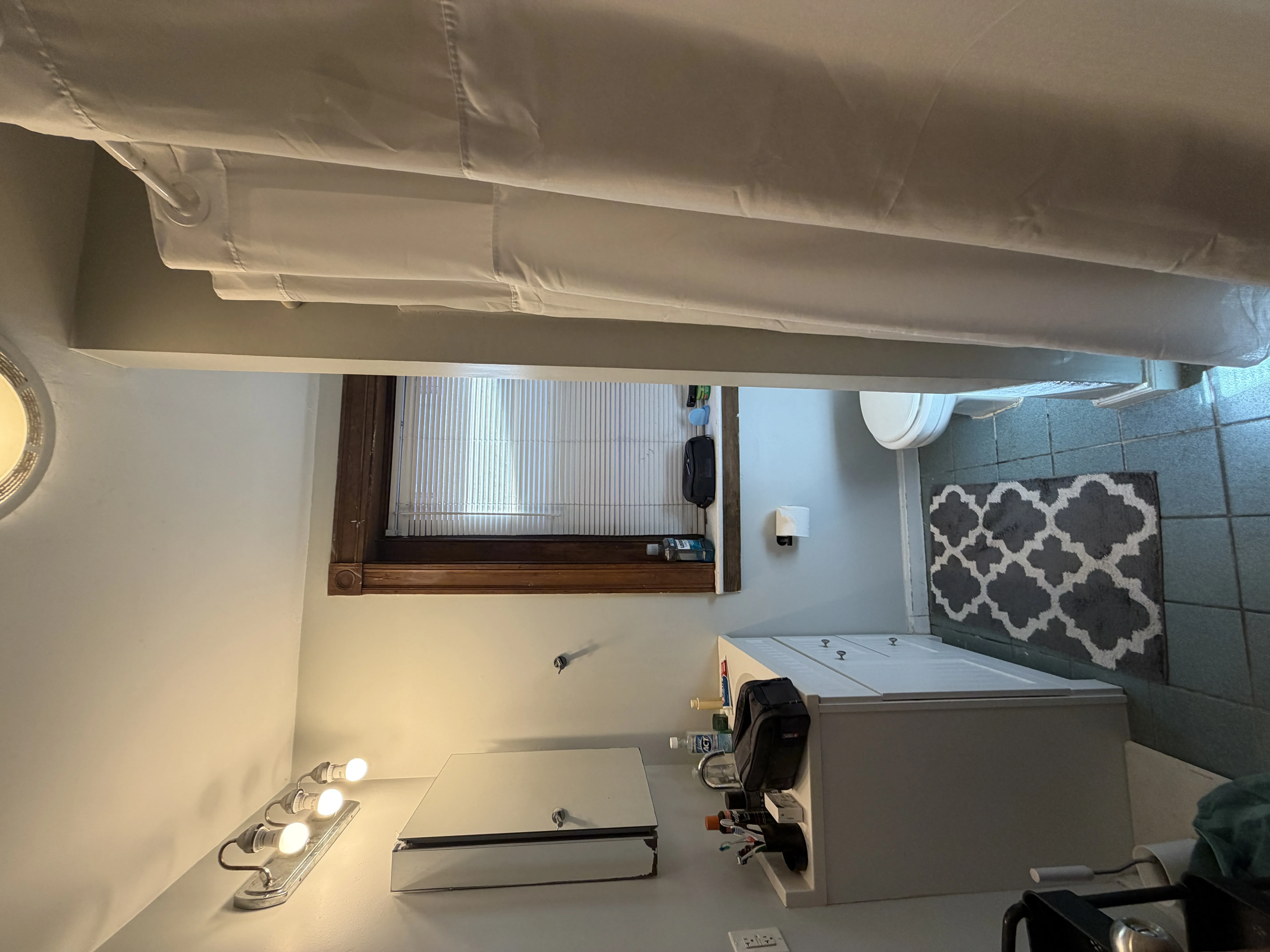 4 bed, 2 bath apartment for rent at 174 Saint Alphonsus St Unit 3, Mission Hill — photo 15 of 17