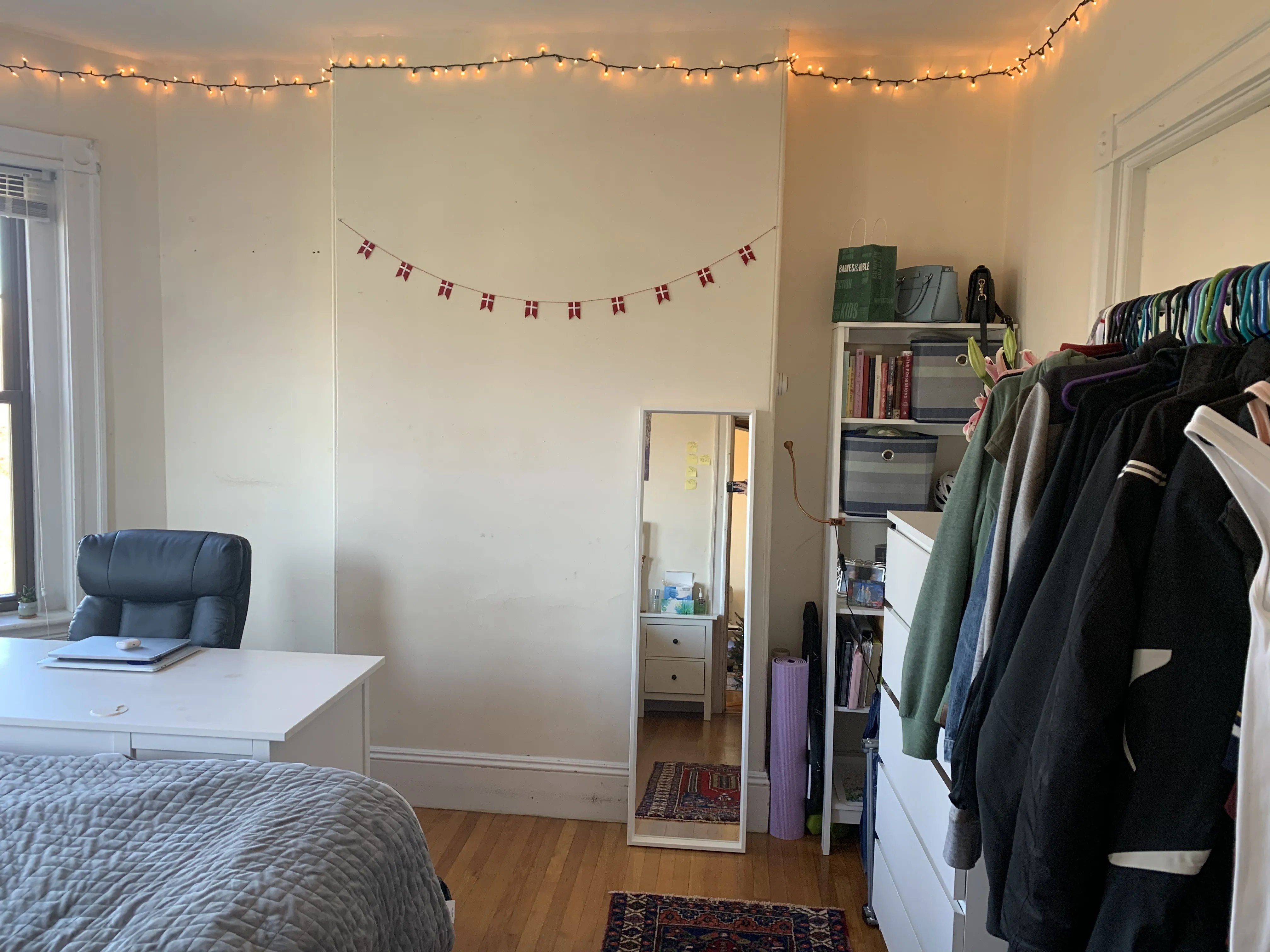 4 bed, 2 bath apartment for rent at 174 Saint Alphonsus St Unit 3, Mission Hill — photo 7 of 17