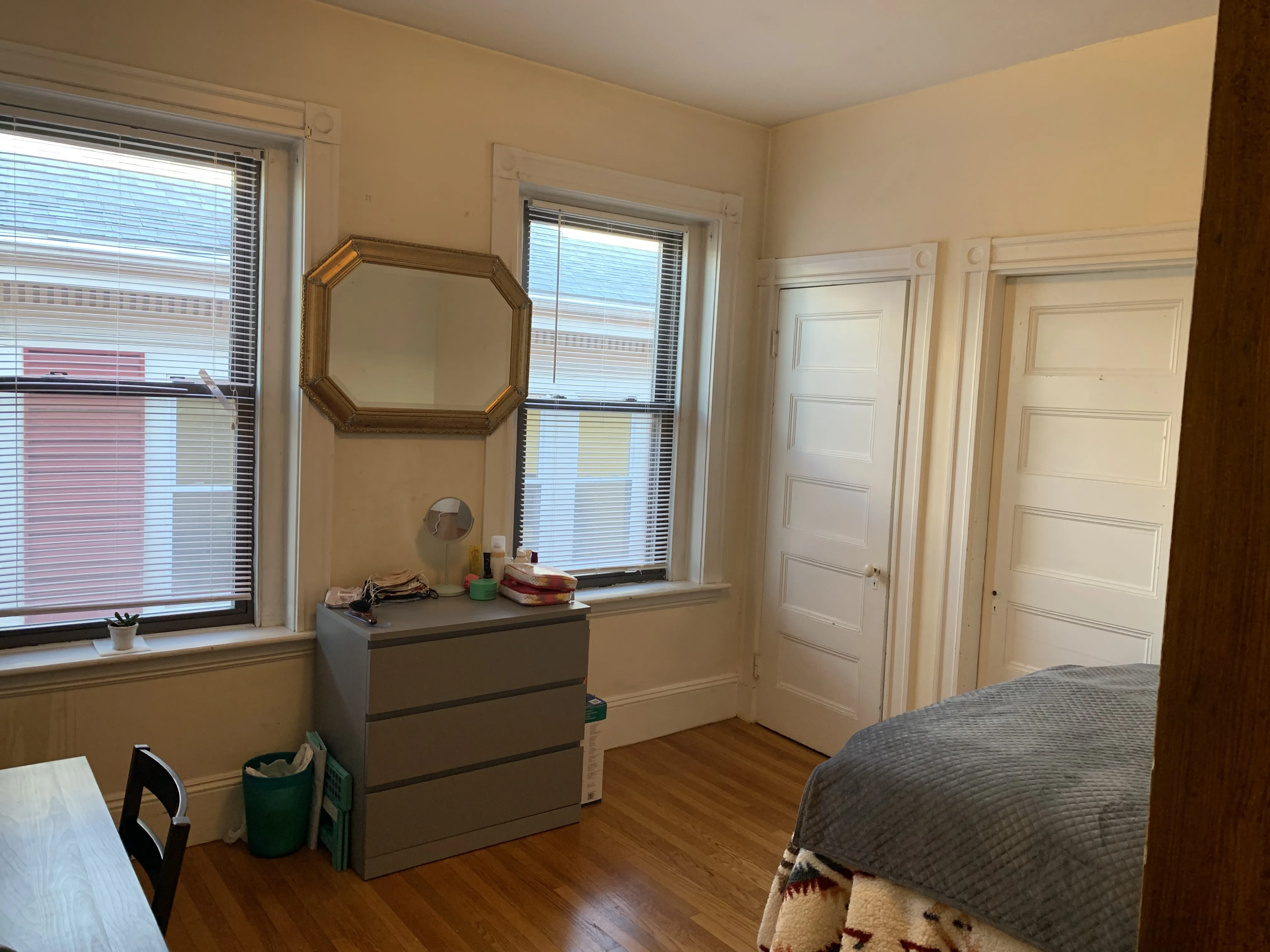 4 bed, 2 bath apartment for rent at 174 Saint Alphonsus St Unit 3, Mission Hill — photo 8 of 17