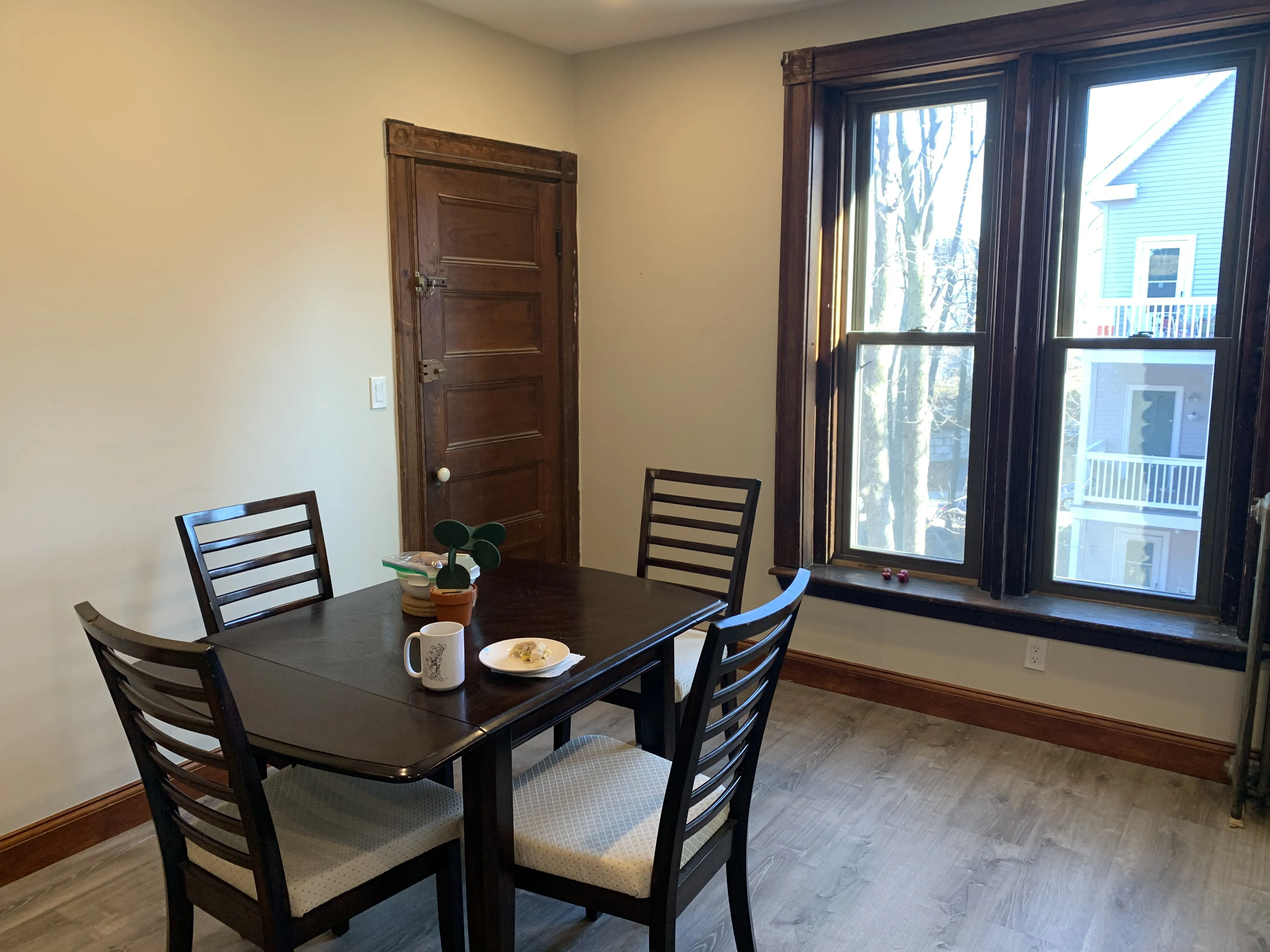 4 bed, 2 bath apartment for rent at 174 Saint Alphonsus St Unit 3, Mission Hill — photo 3 of 17