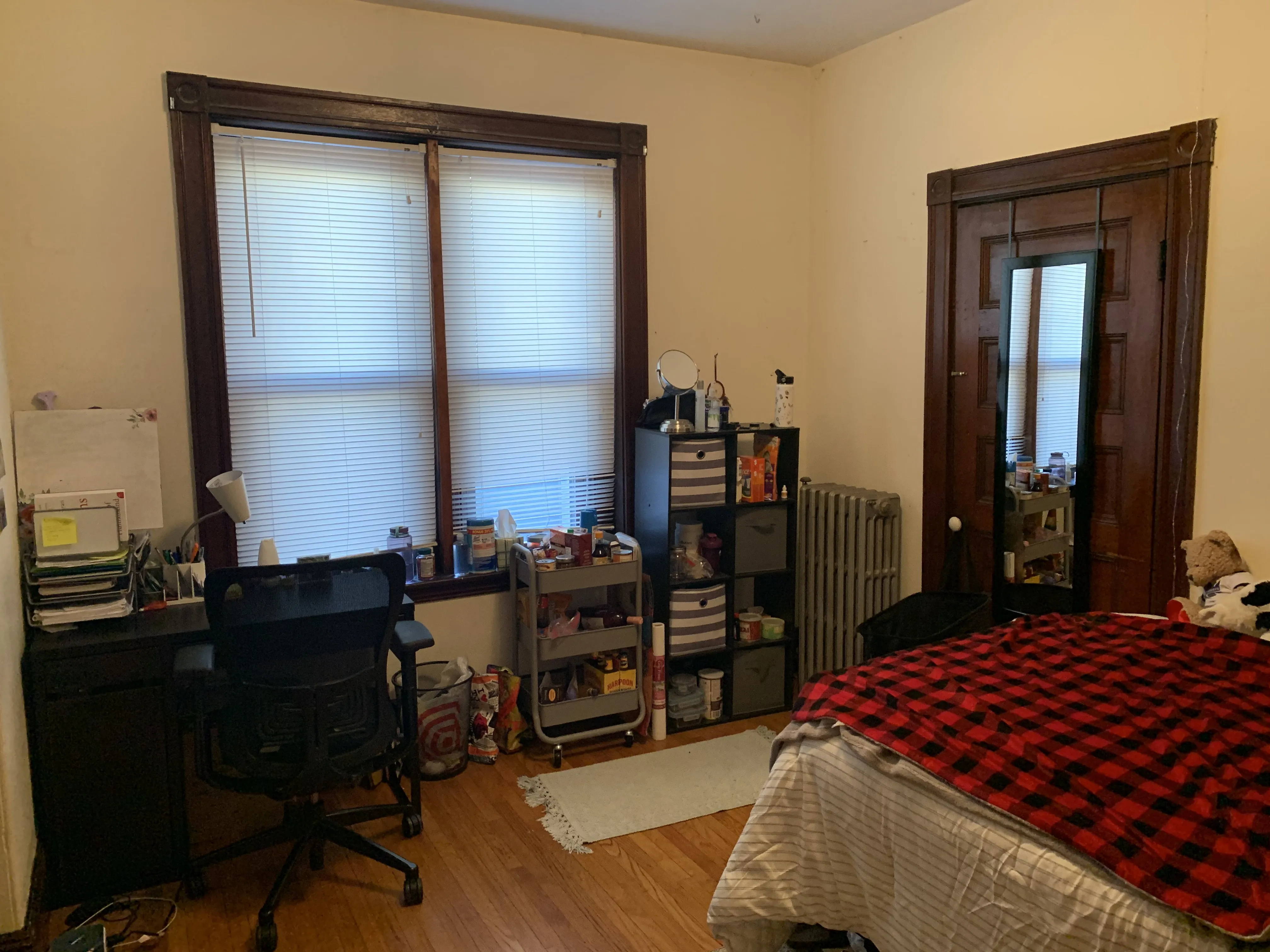 4 bed, 2 bath apartment for rent at 174 Saint Alphonsus St Unit 3, Mission Hill — photo 10 of 17