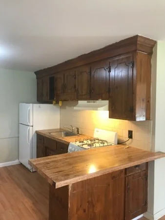 2 bed, 1 bath apartment for rent at 174 Tyngsboro Rd Unit 1, Chelmsford — photo 3 of 15