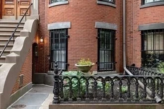 1 bed, 1 bath apartment for rent at 174 West Brookline St Unit 2, Columbus — photo 12 of 13