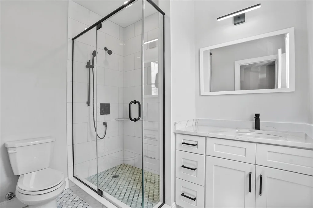 2 bed, 2 bath apartment for rent at 174 West Seventh St Unit 1, South Boston — photo 3 of 4