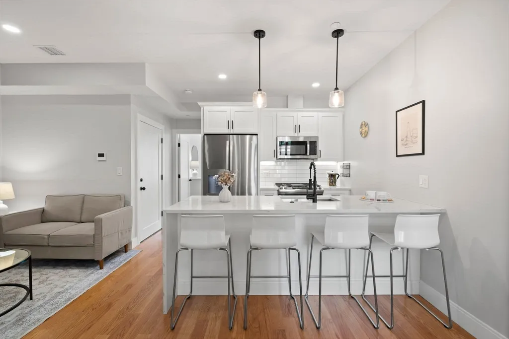 1 bed, 1 bath apartment for rent at 174 West Seventh St Unit 2, South Boston — photo 5 of 28