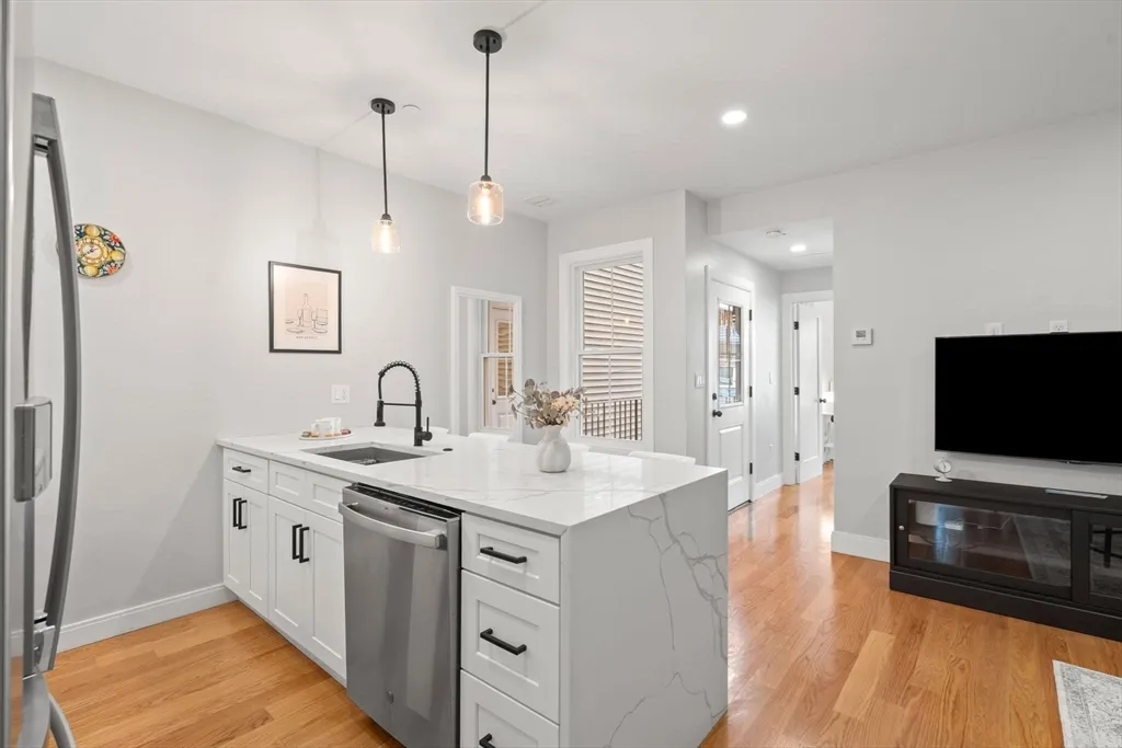 1 bed, 1 bath apartment for rent at 174 West Seventh St Unit 2, South Boston — photo 2 of 28