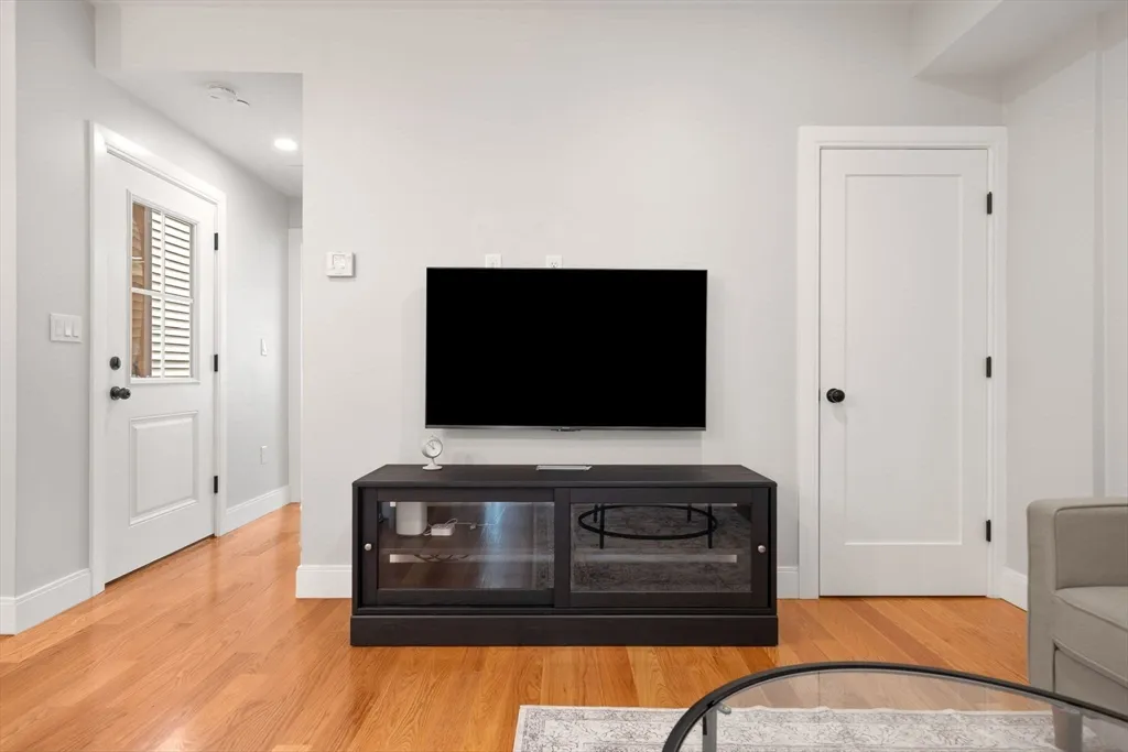 1 bed, 1 bath apartment for rent at 174 West Seventh St Unit 2, South Boston — photo 26 of 28