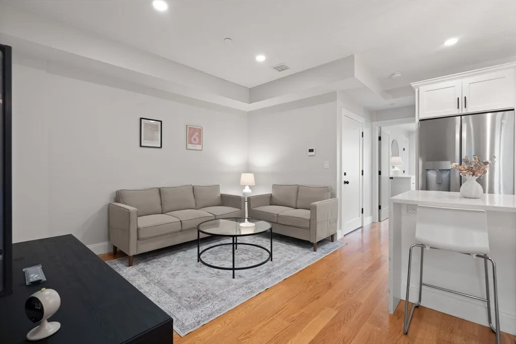 1 bed, 1 bath apartment for rent at 174 West Seventh St Unit 2, South Boston — photo 19 of 28