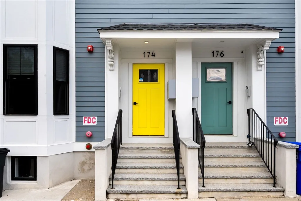 1 bed, 1 bath apartment for rent at 174 West Seventh St Unit 2, South Boston — photo 1 of 28